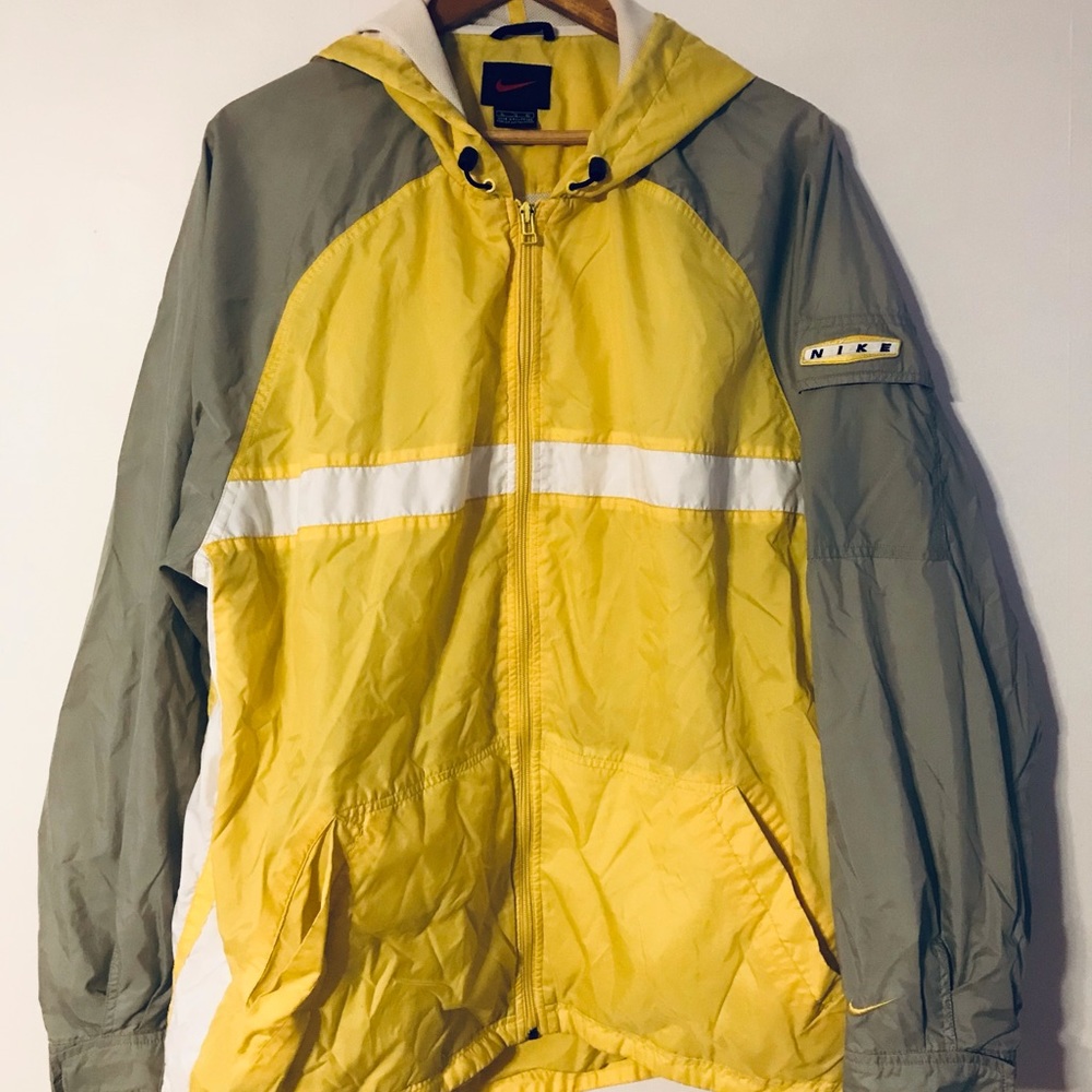 Vintage 90’s Nike XL Yellow Gray Jacket - Picture 3 of 11